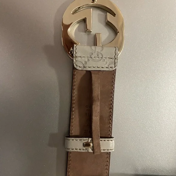 **SOLD Gucci Belt - Picture 4 of 4